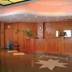 호텔 Lo Scoiattolo 3*