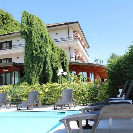 Ξενοδοχείο Lo Scoiattolo Massino Visconti