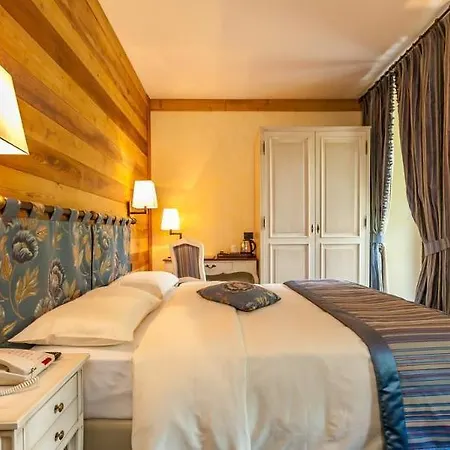Lo Scoiattolo Hotel Massino Visconti