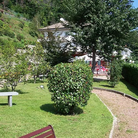 Lo Scoiattolo Ξενοδοχείο 3*