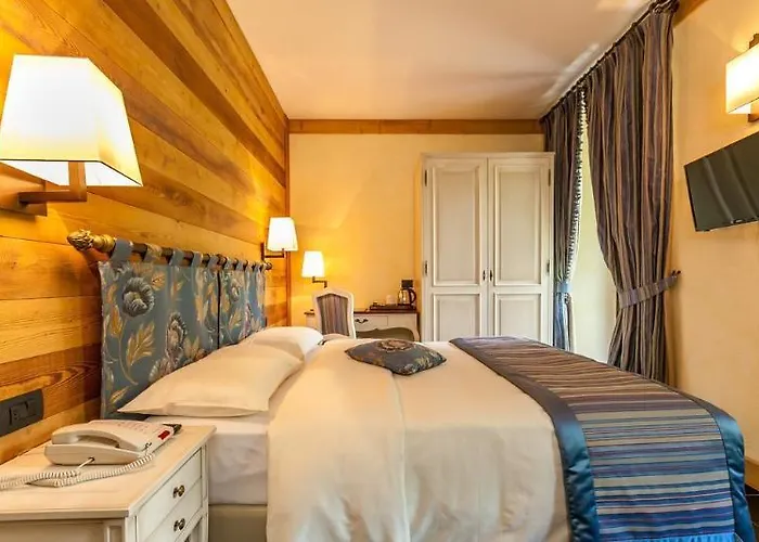 罗思澄堂勒酒店 酒店 马斯诺维斯康蒂